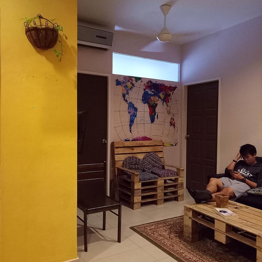 亞庇 Hood旅舍 外观 照片